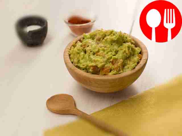 Гуакамоле с чесноком