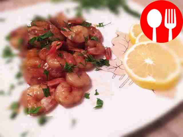 Сочные креветки в соевом соусе с чесноком