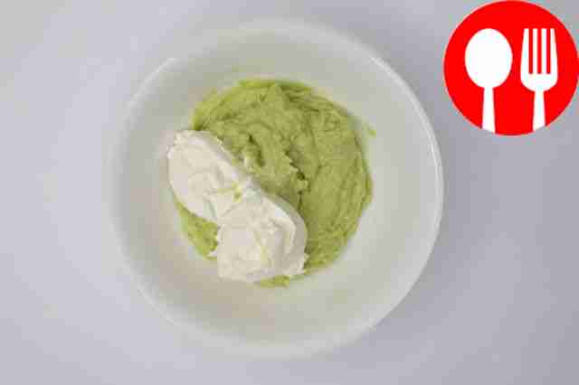 В готовую смесь добавьте пару капель лимонного...