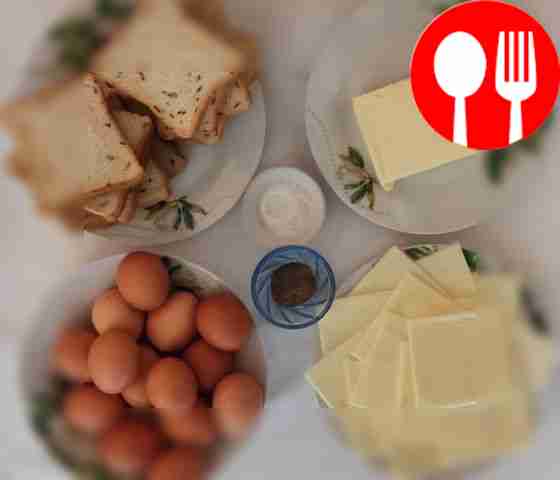 Разогрейте сковороду для жарки сэндвичей и...