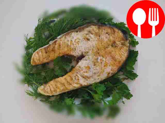 Запеченные стейки из красной рыбы