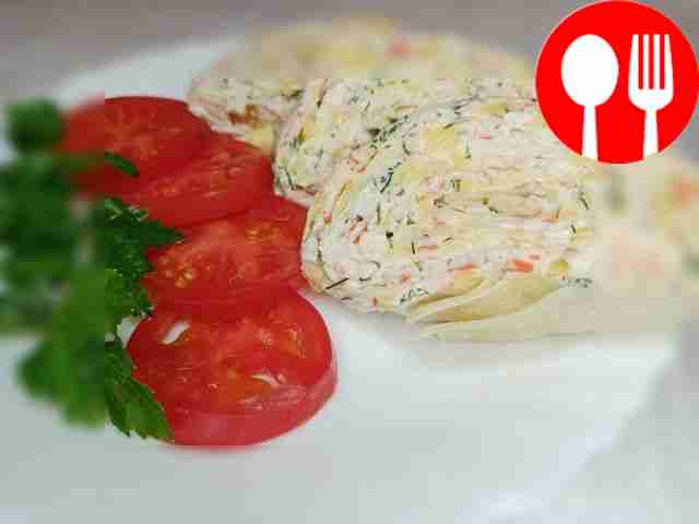 Перед подачей нарежьте рулет на кусочки...