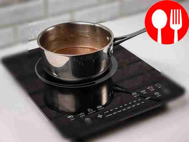 Поставьте сотейник на средний огонь и...