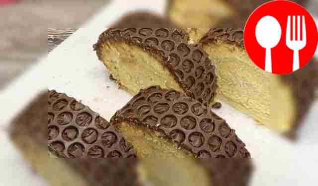 Бисквитный рулет с ореховым кремом