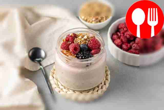 Ленивая овсянка с бананом