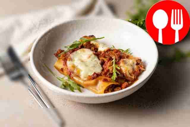 Каннеллони болоньезе