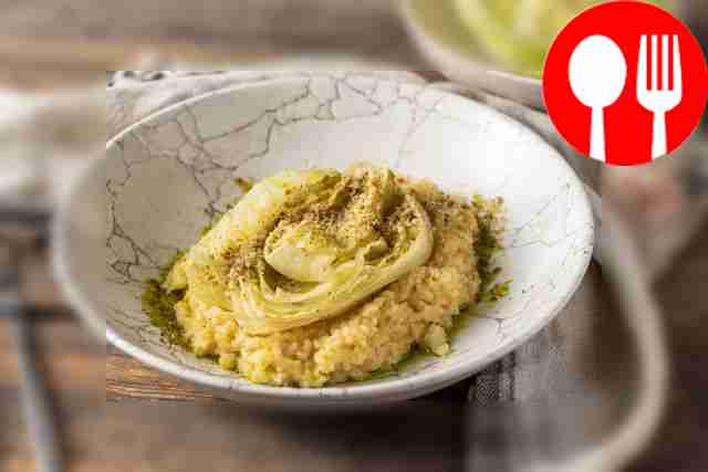 Ризотто из булгура со стейком из капусты