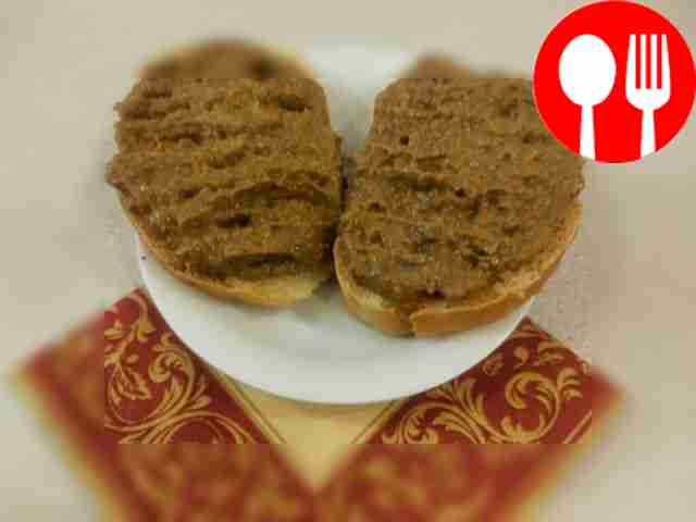 Бархатный паштет из говяжьей печени со шпиком и белым вином