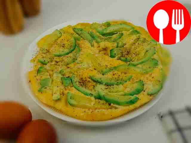 Омлет с кабачком