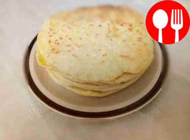 Дрожжевые лепешки с моцареллой