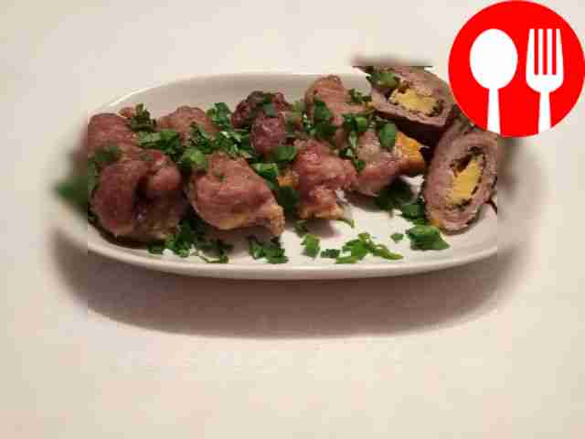 Ароматные мясные рулетики с сыром, запеченные в рукаве