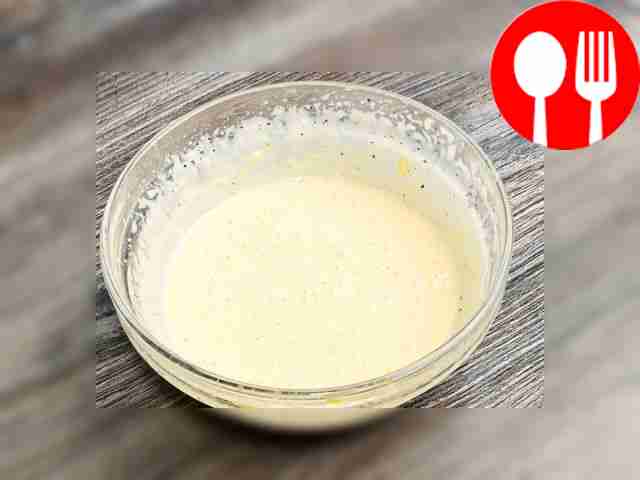 Желтки взбейте венчиком и слегка подогрейте на...