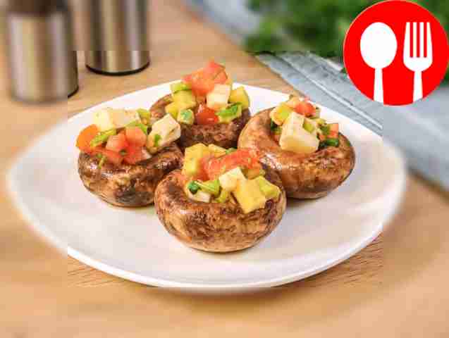 Грибы, фаршированные гуакамоле