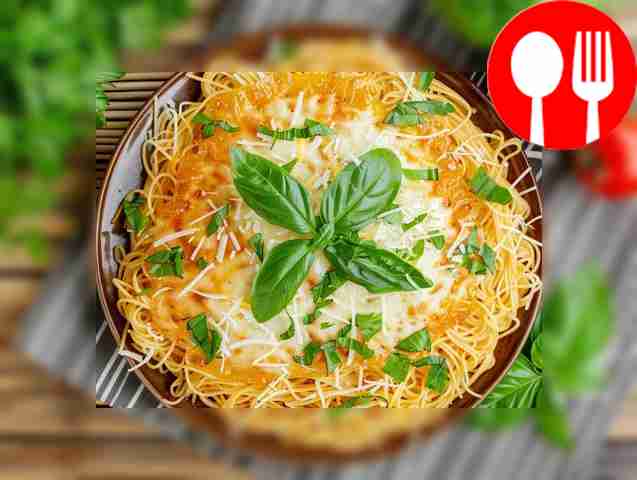 Жареные макароны с сыром и сахаром