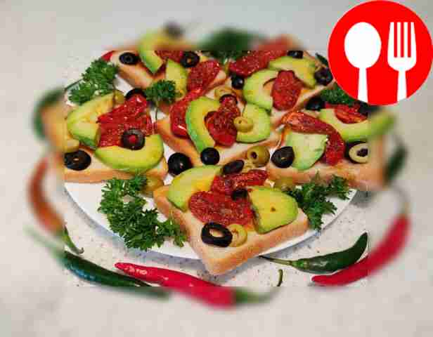 Аппетитная брускетта с авокадо