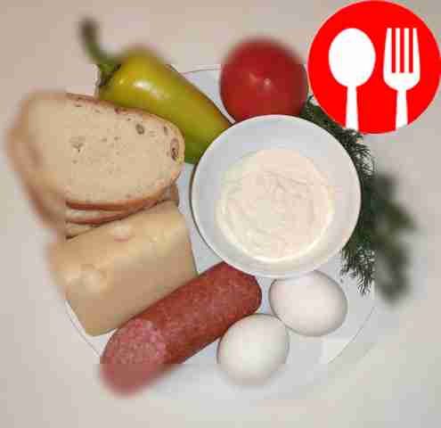 Порежьте сыр и колбасу. Подготовьте майонез....