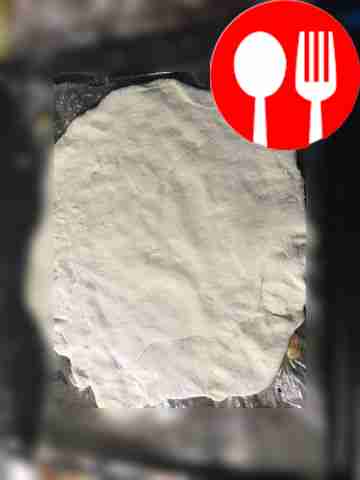 Раскатайте тесто до толщины 2 см. Отломайте...