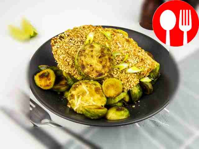 Тилапия с кабачками гриль и брюссельской капустой