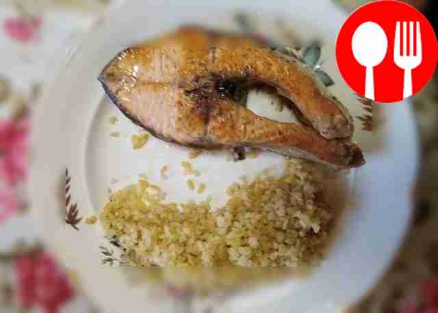 Праздничные стейки из форели