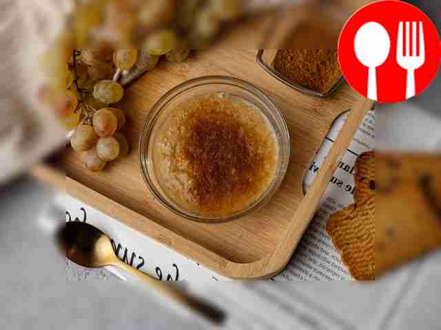 Виноградное пюре с медом и корицей