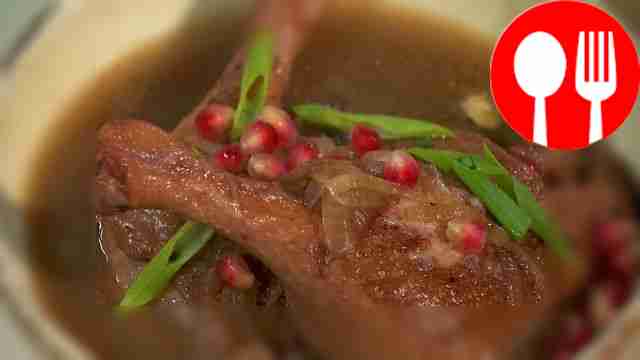 Тушеная утка с гранатом