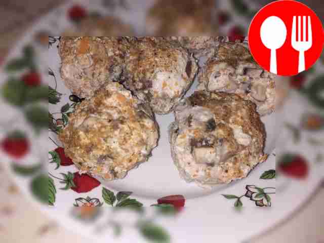 Тефтели из индейки с шампиньонами в мультиварке