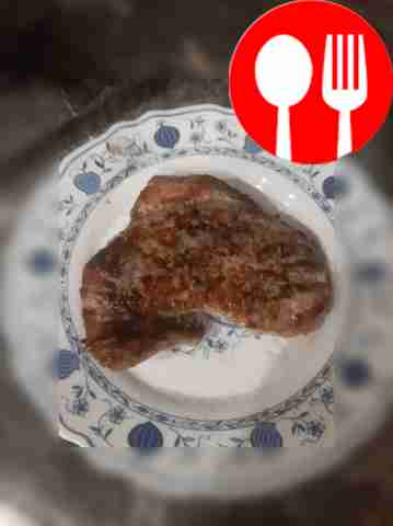 Сочный стейк из свинины