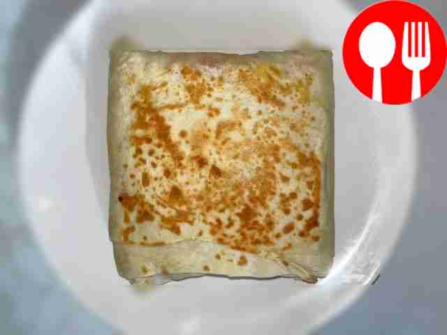 Домашняя шаурма с куриной грудкой в армянском лаваше