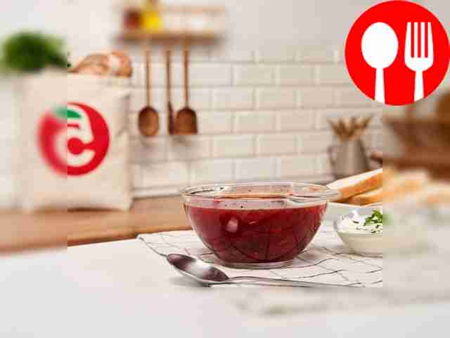 Борщ с курицей и сметаной