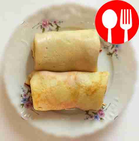 Сладкие блины с клубникой