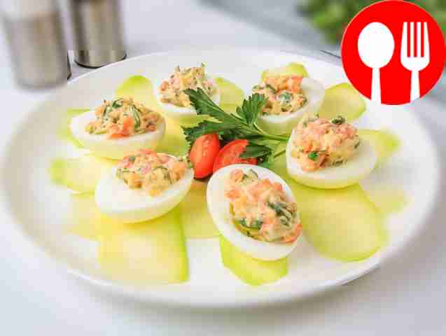 Для элегантной подачи выложите на тарелку...