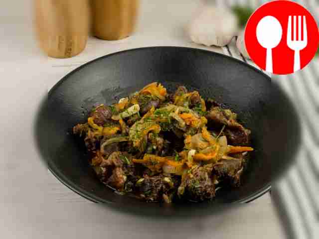 Куриные желудки с картошкой