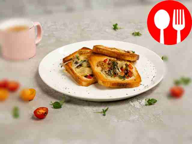 Тост с замороженными белыми грибами