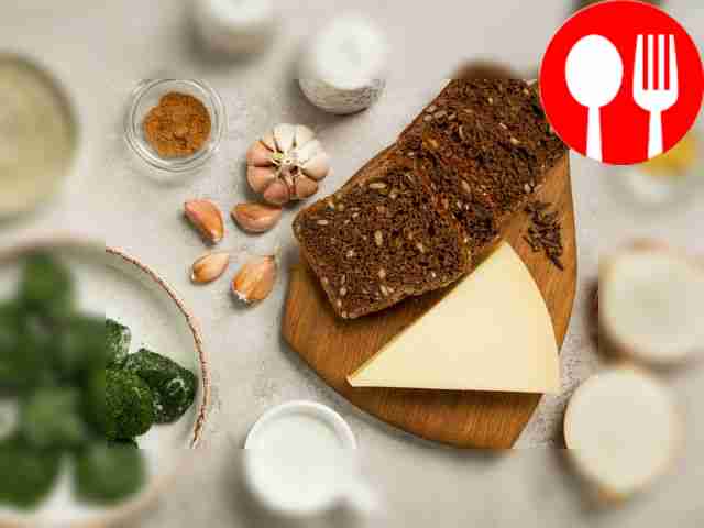 Разморозьте шпинат. Очистите лук и чеснок от...