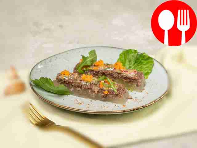 Холодец из говяжьей голяшки