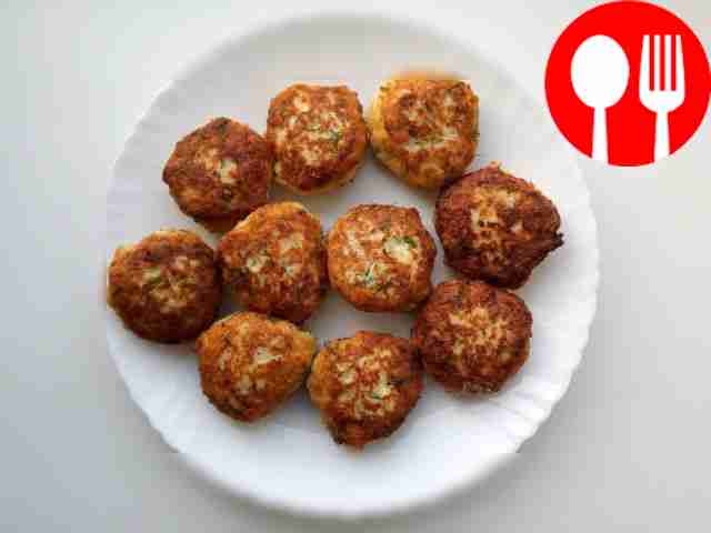 Ароматные оладьи с куриным фаршем