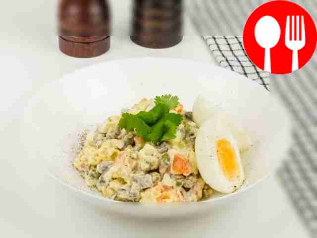 Оливье с говядиной