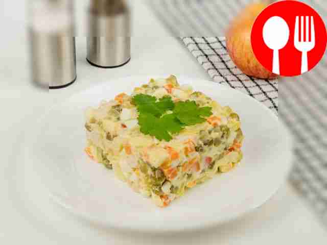 Оливье с яблоком