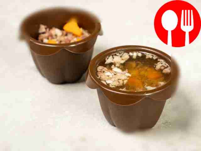 Завершите приготовление. Выкладывайте морковь...