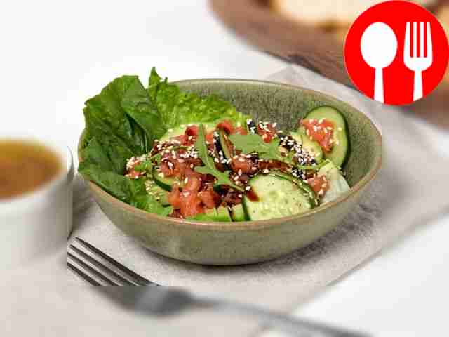 Простой рыбный салат