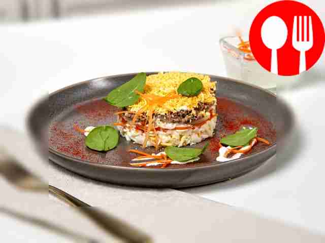 Рыбный салат из консервированных сардин