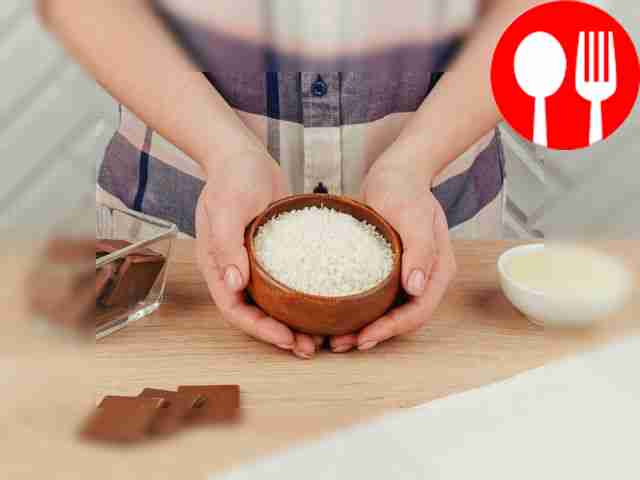 Подогрейте воду для водяной бани до кипения —...