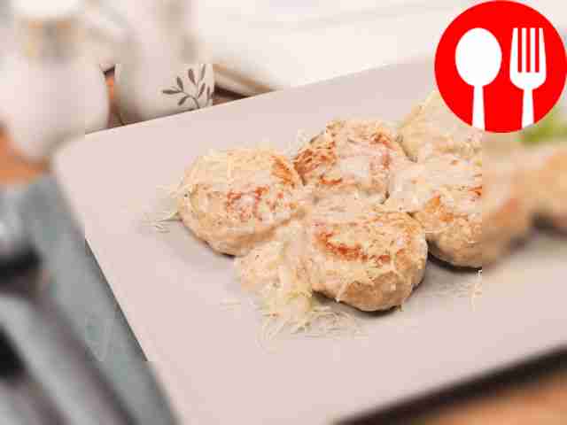 Фрикадельки в сливочном соусе