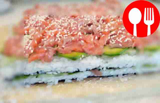 Красивый суши торт