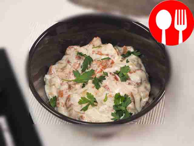 Лисички в сметане на сковороде