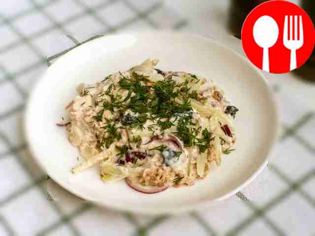 Классический салат с тунцом