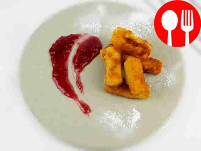 Жареный сыр в мучной панировке