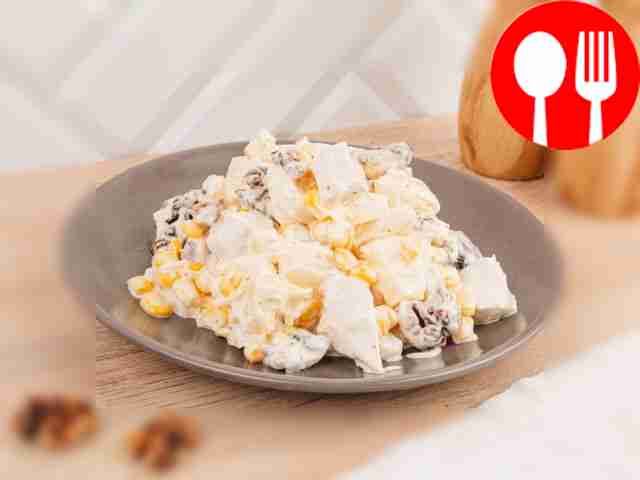 Салат с ананасом и грецким орехом