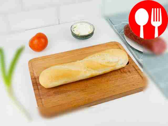 Помойте помидор и зелень, а также подготовьте...