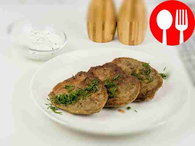 Печеночные оладьи с морковью